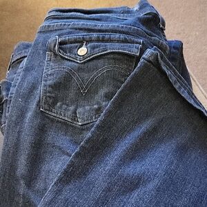 Levi's 515 Bootcut Jeans in Navy